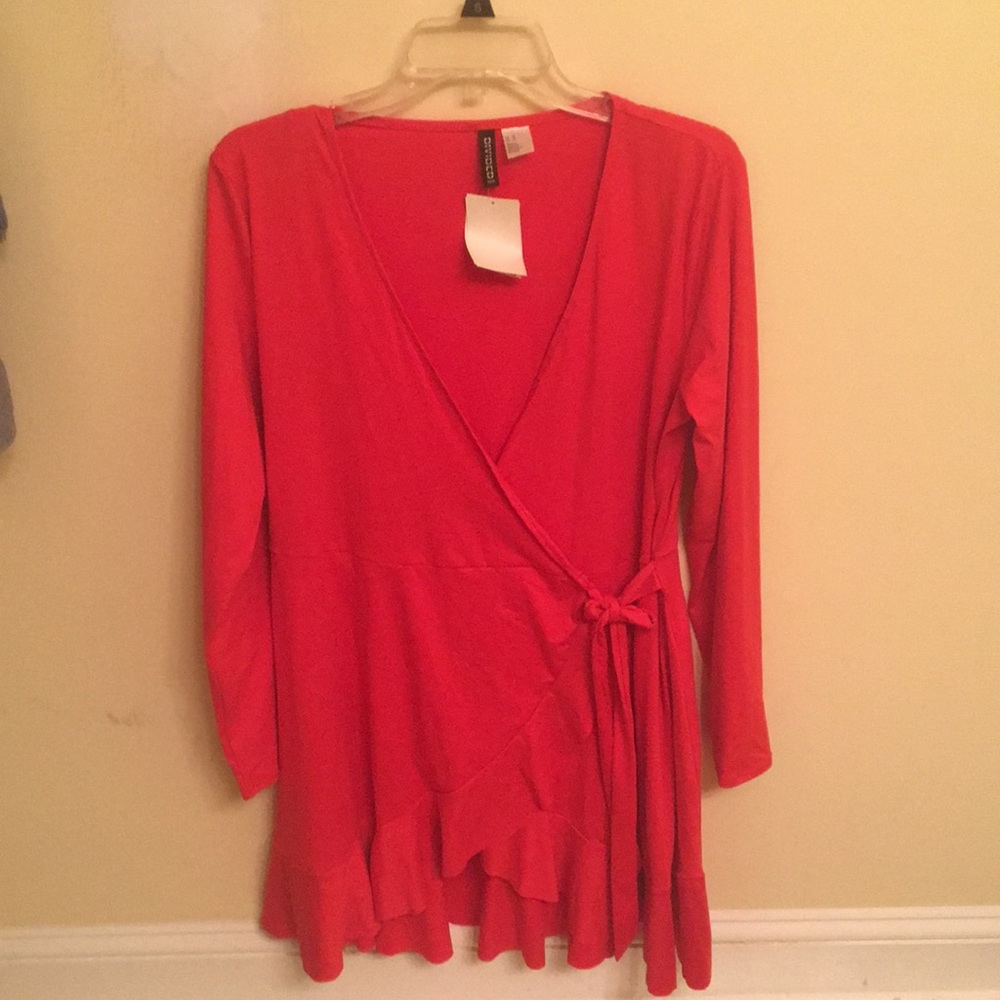 NWT H&M wrap the red dress flowy